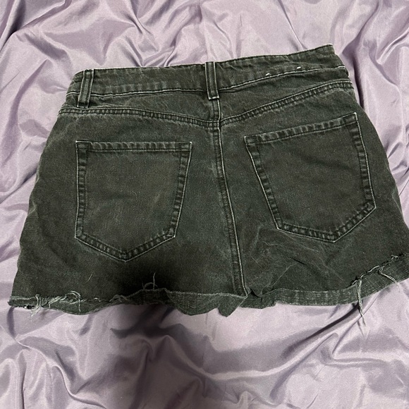 Garage jean shorts size 5 - Picture 2 of 3